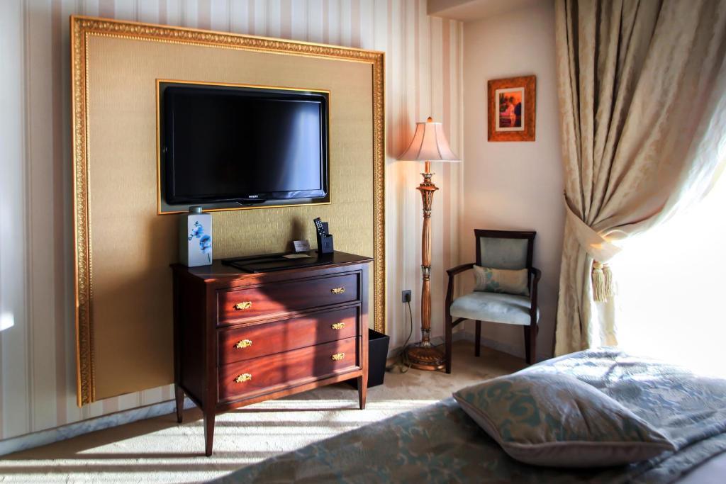 卢瑟里奥温泉酒店 哈馬馬特 客房 照片